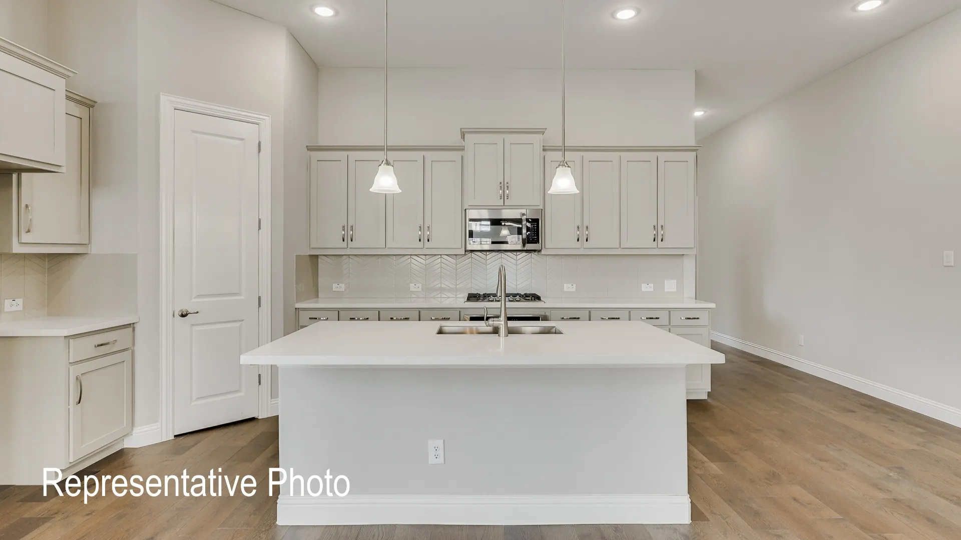 Augusta at 1804 Tree House Trail, Mesquite, Texas: photo 3