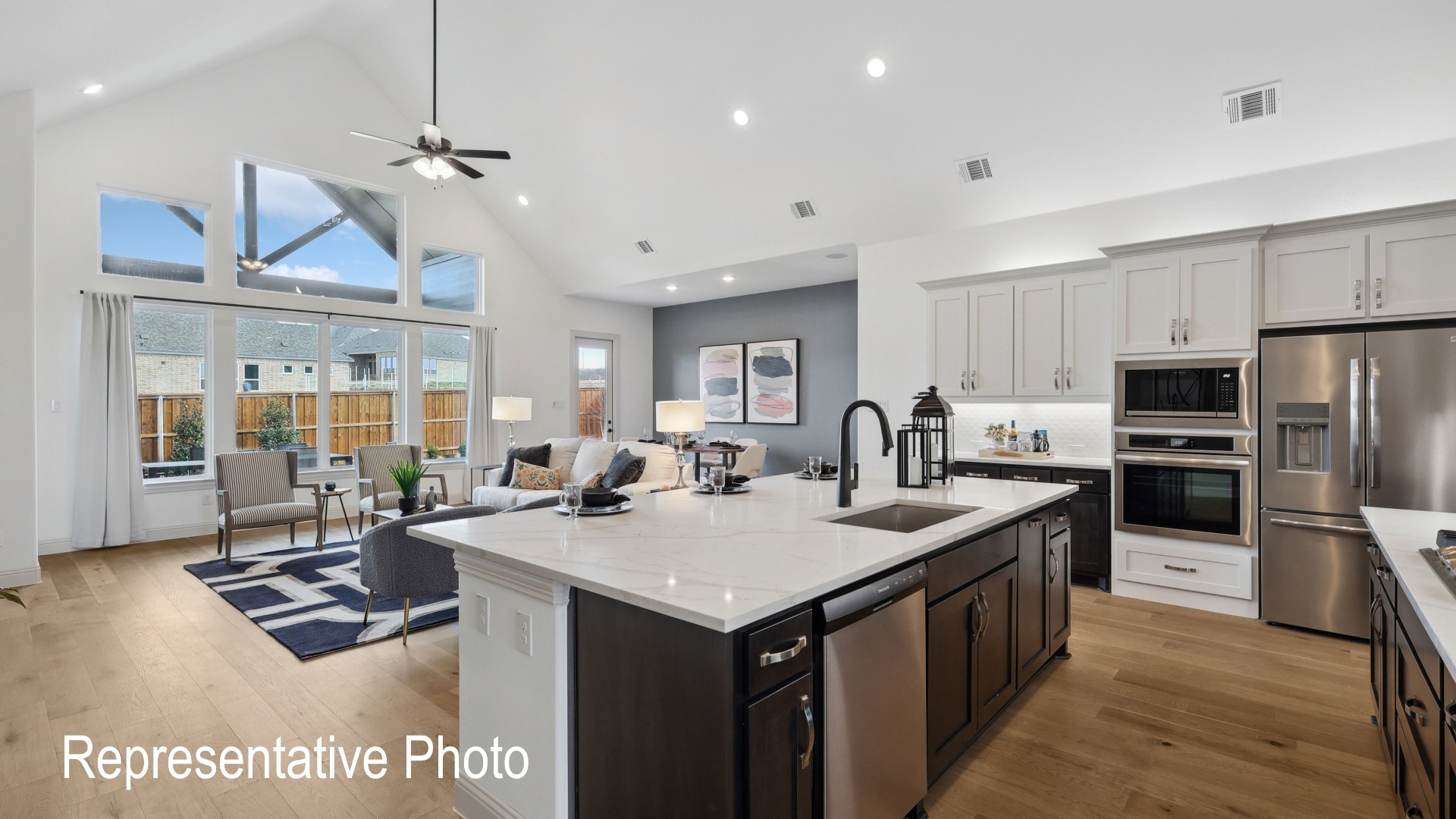 Vanderbilt at 2241 Garnet Drive, Waxahachie, Texas: photo 3