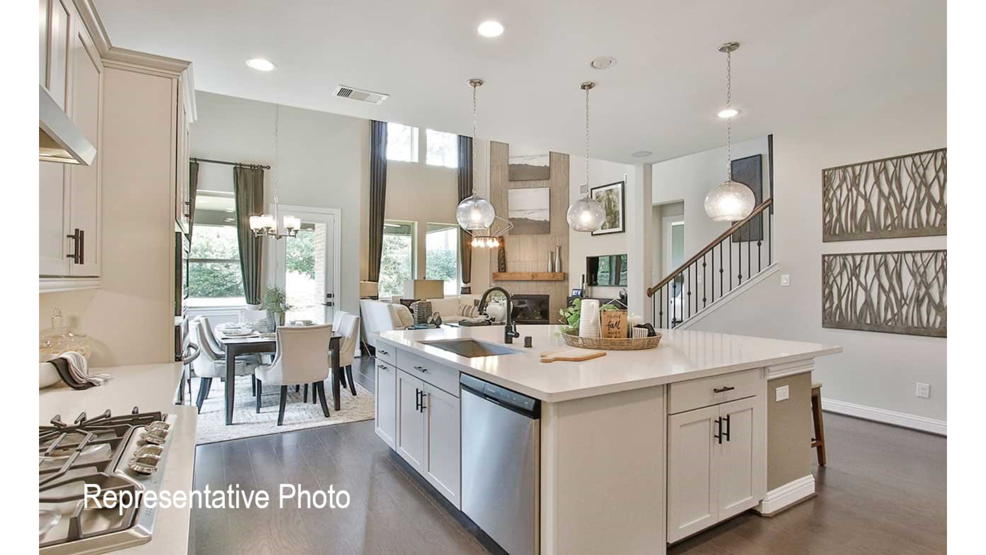 Magnolia at 4937 Water Lily Lane, Fort Worth, Texas: photo 3