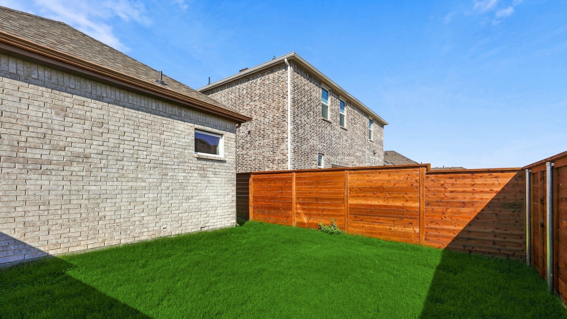 Albany II at 2029 Jasper Meadow, Mesquite, Texas: photo 2