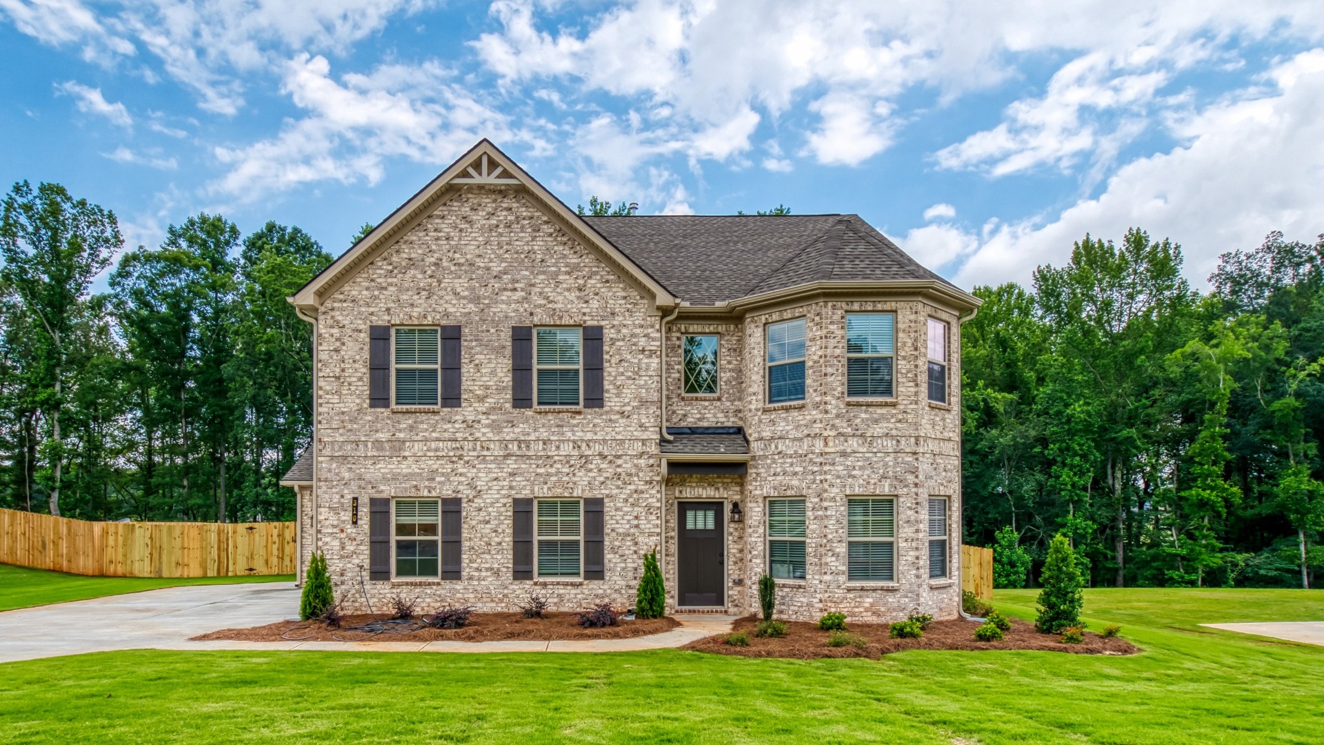 Crystal Lake Hampton, GA Homes For Sale Henry County Community